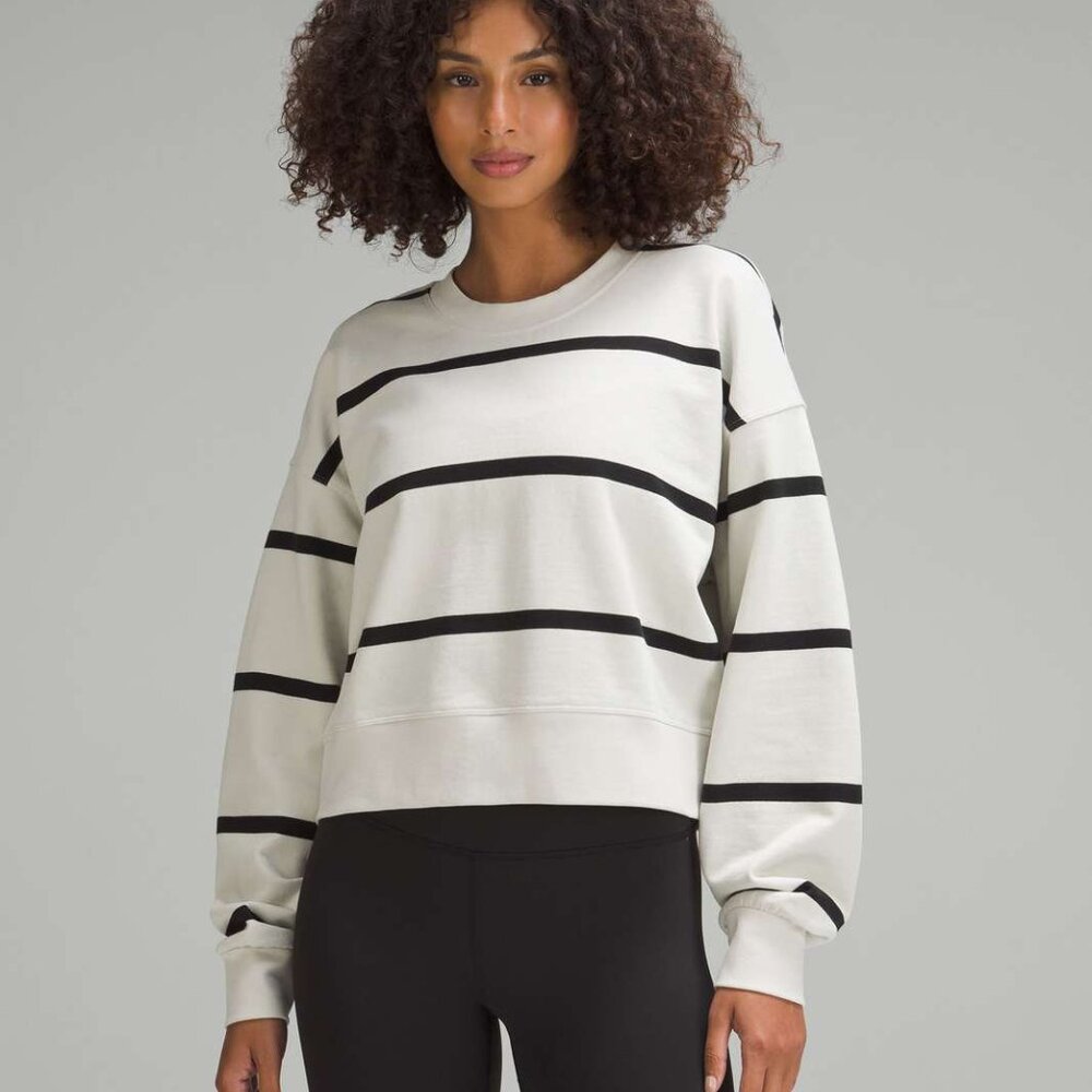 Lululemon Perfectly Oversized Cropped Crew *Stripe size 6 NWT